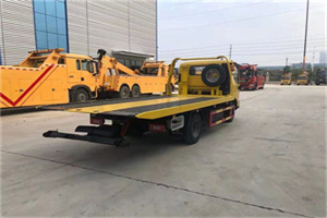 华容区非事故拖车