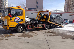 华容区救援拖车费用怎么算